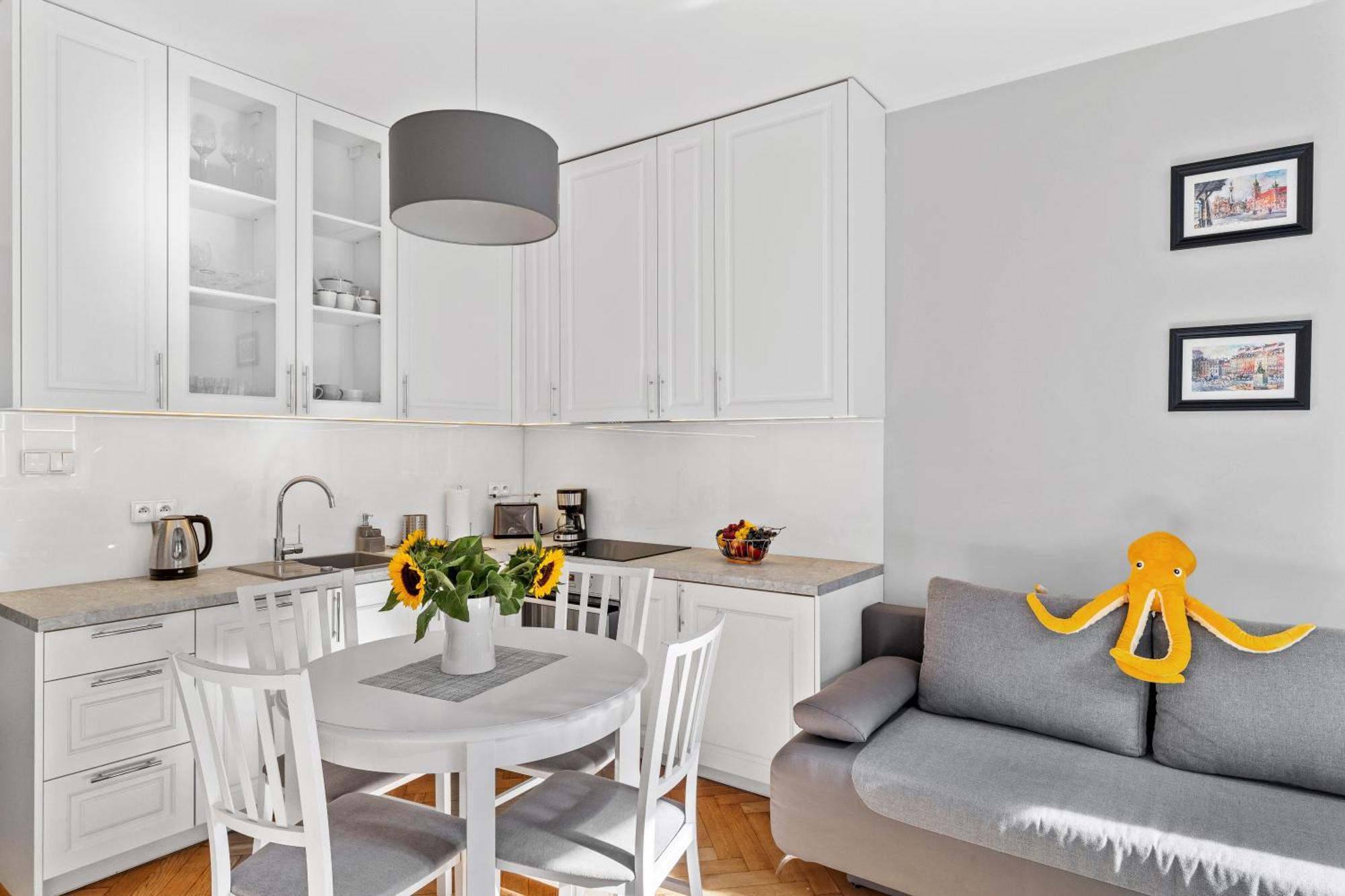 Cute Apartment In The Historic Old Town Of Warsaw Exterior photo